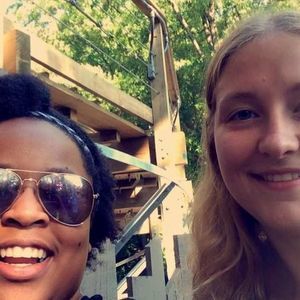 Meet your Posher, Melanie